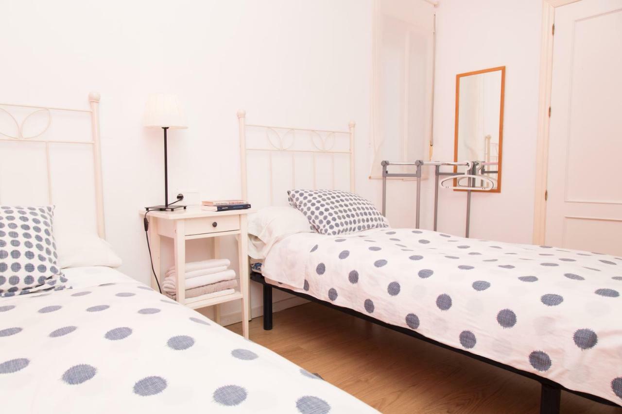 Hostal Five Gates 오수나 외부 사진