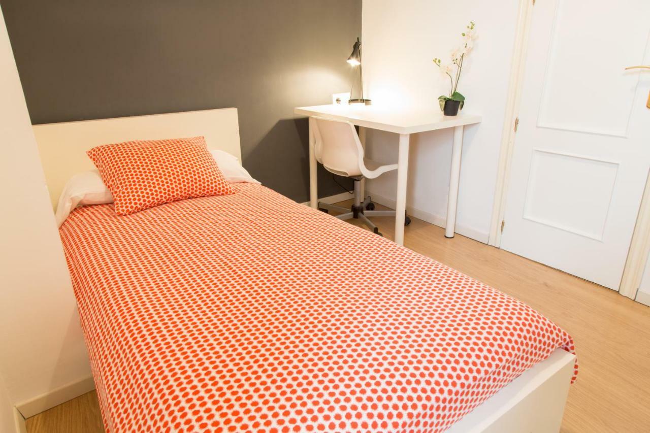 Hostal Five Gates 오수나 외부 사진